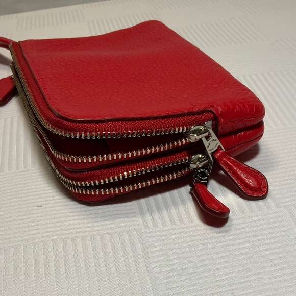 NWT - Bright Red Coach Leather Wristlet - Picture 2 of 8